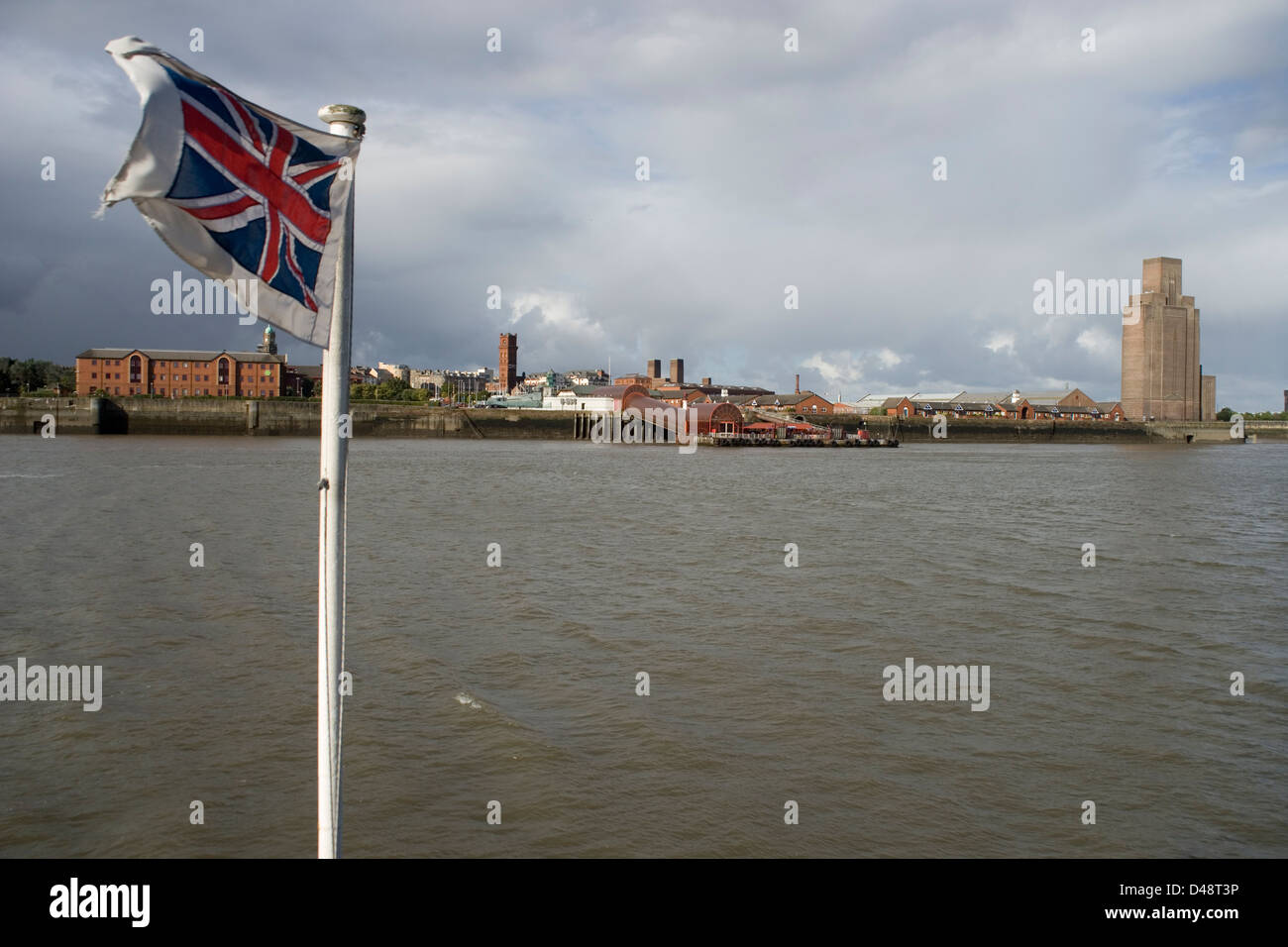 Le terminal de ferry de pied Woodside et Bikenhead Mersey River et de la Mersey Ferry Banque D'Images