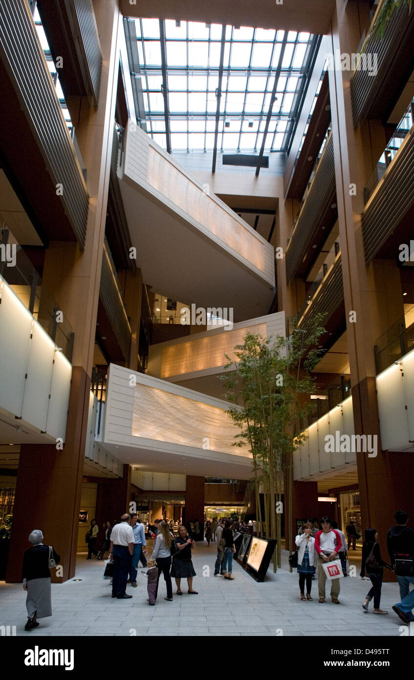Galleria Mall Atrium A Tokyo Midtown Shopping L Hotel Et Le Complexe Residentiel A Roppongi Tokyo Japon Photo Stock Alamy Galleria Mall Atrium A Tokyo Midtown Shopping L Hotel Et Le Complexe Residentiel A Roppongi Tokyo Japon Photo Stock Alamy