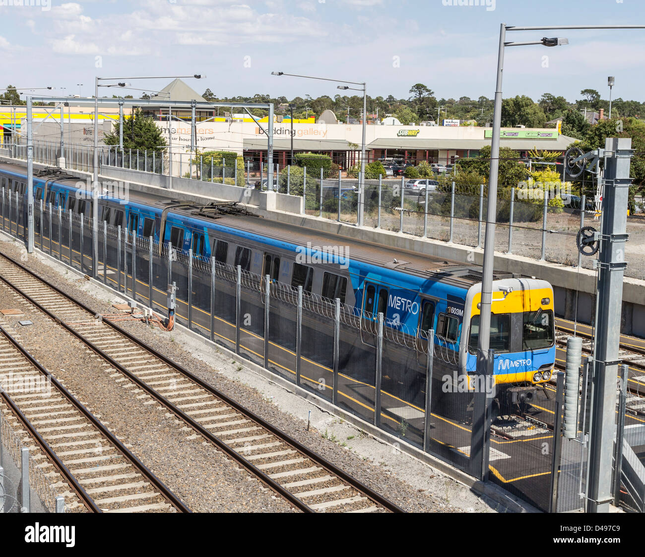 Melbourne Metro trains au nouveau terminus ferroviaire de banlieue à Sunbury, Victoria, Australie Banque D'Images