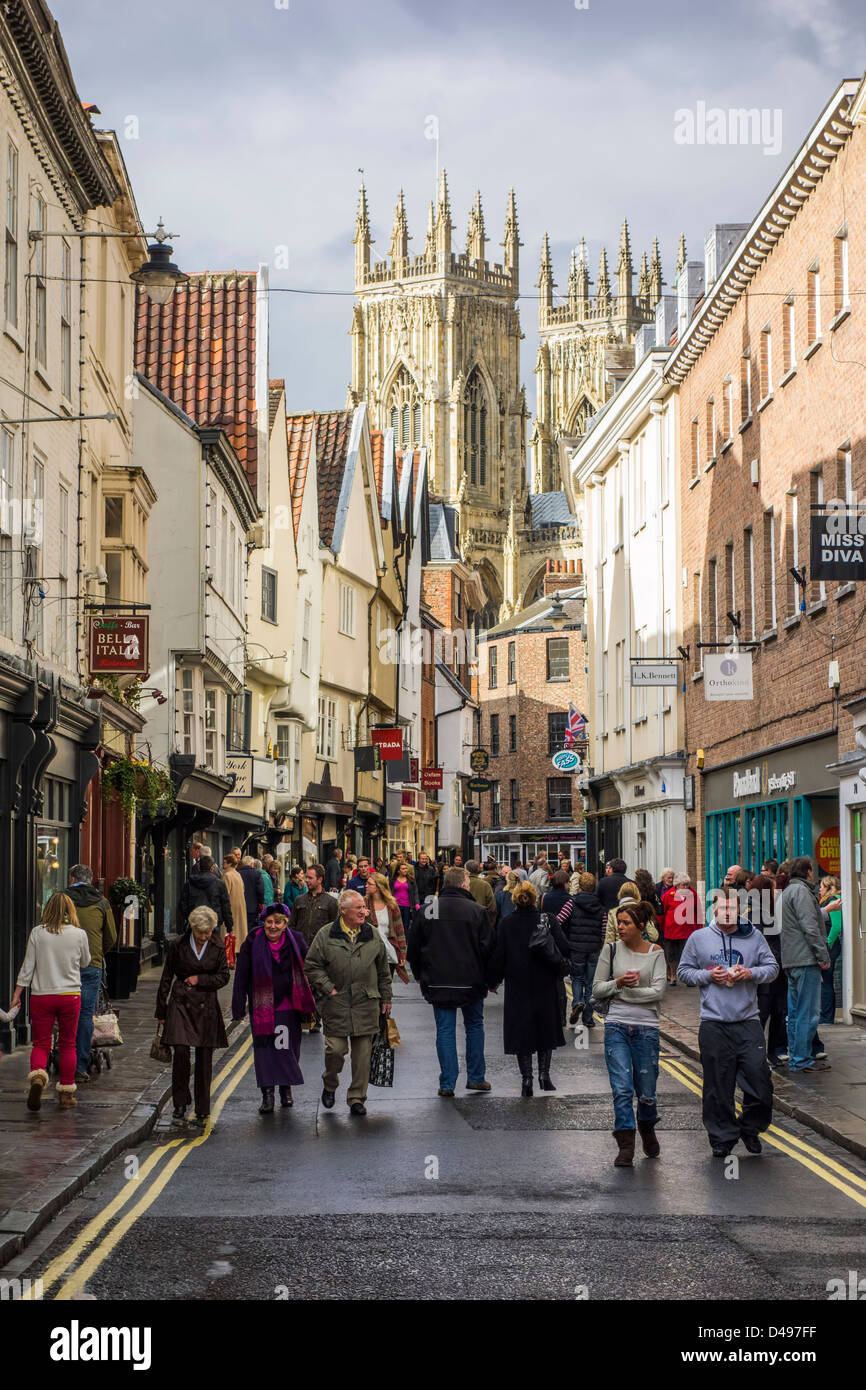 York Minster de Bootham Terrace, York, North Yorkshire. Banque D'Images