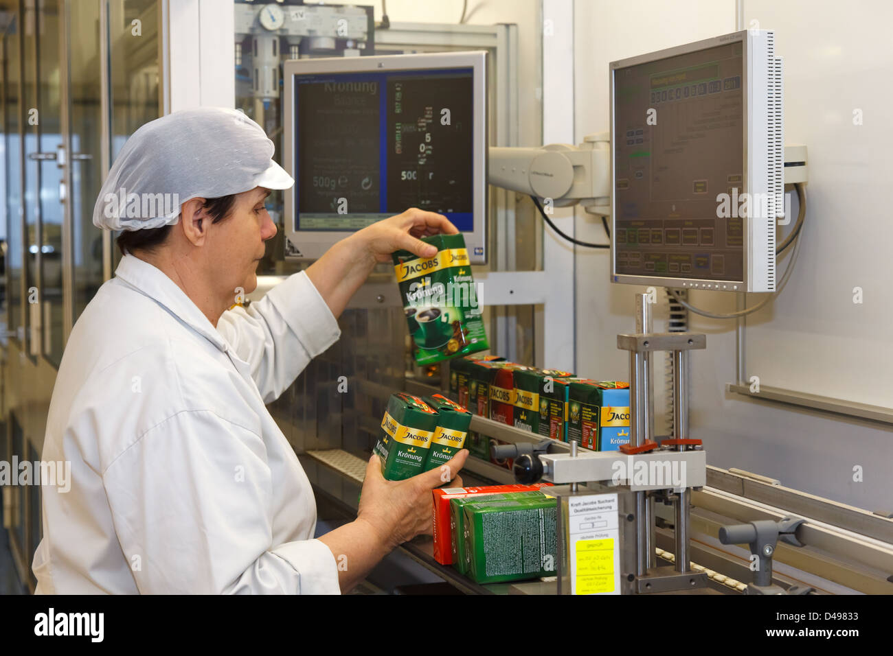 Berlin, Allemagne, sous controle divers café fini dans l'usine Kraft Foods à Berlin-Neukoelln Banque D'Images