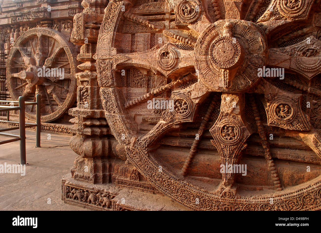 Temple du Soleil de konark, Orissa, Inde. Cette sculpture représente char de dieu soleil. Ce temple est aussi appelé pagode noire. Banque D'Images