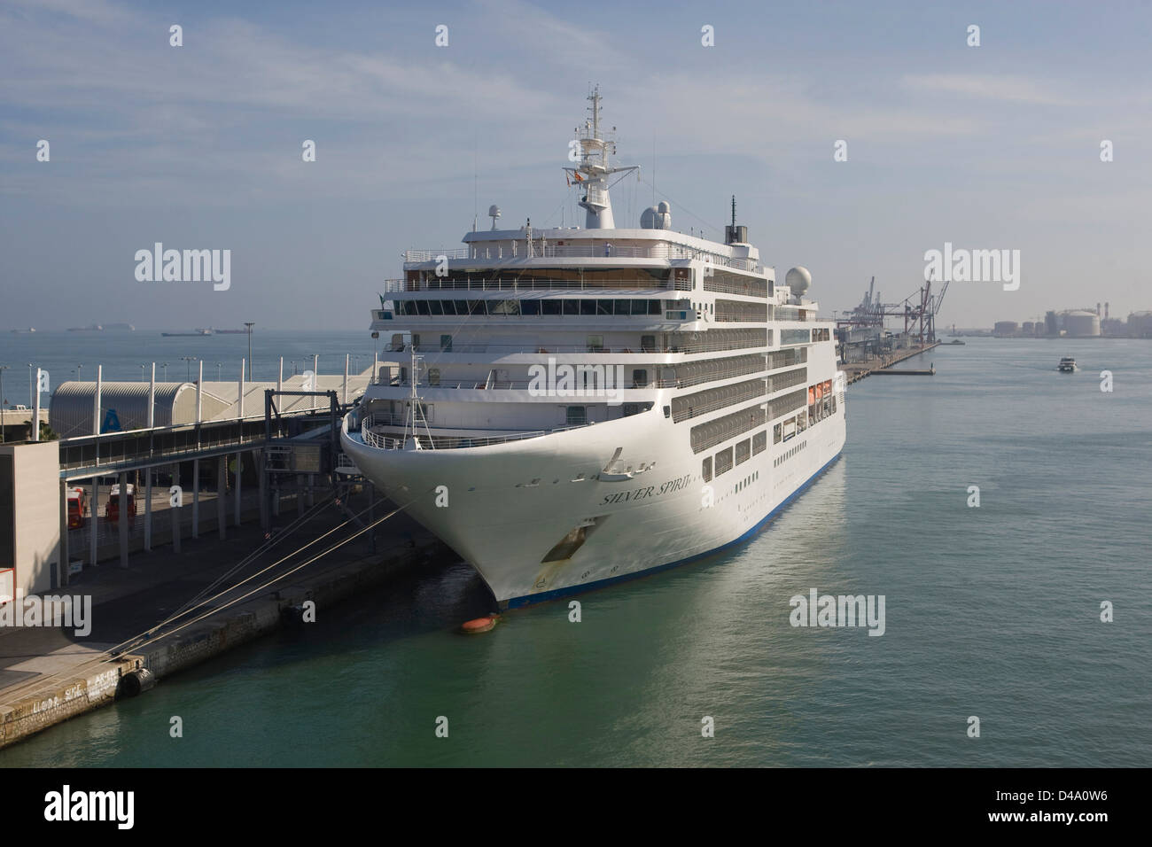 Barcelone, Espagne, Silver Spirit cruise ship in port Banque D'Images