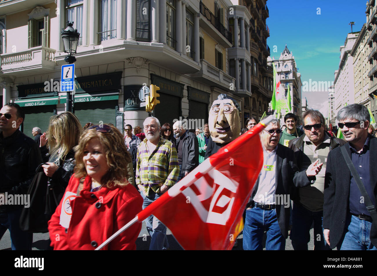 Barcelone, Espagne. 10 mars, 2013. Manifestations contre l'espagnol et le gouvernement de Catalogne les coupes sociales en raison de la crise économique et l'imposition de l'austérité comme le remède pour résoudre la crise. CCOO (Comisiones Obreras) Union européenne du commerce du travail. Banque D'Images