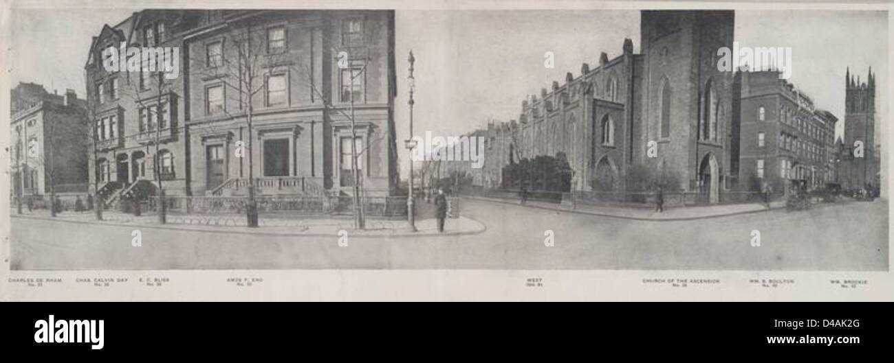 Une photographie de 1911 montrant des éléments architecturaux des églises situées au 24 Charles de Rham et au 42 Wm. Brockie sur West 10th Street, New York, avec un design d'église important et une architecture de rue. Banque D'Images