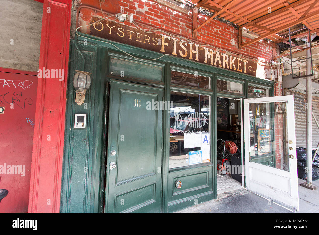 Store porte avant - Marché aux poissons - South Street Seaport, NYC Banque D'Images