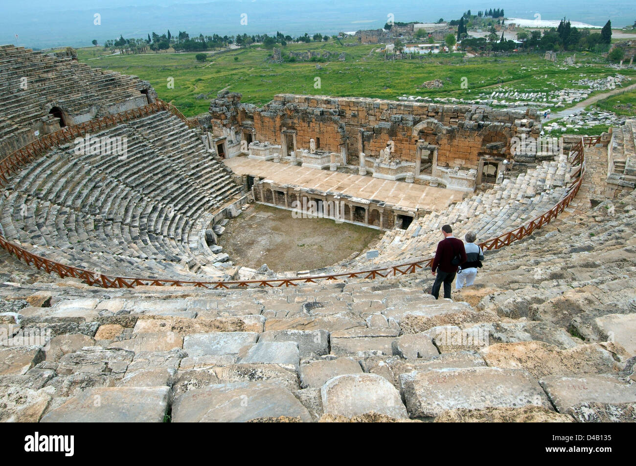 Théâtre, ville antique d'Hiérapolis, Pamukkale, Turquie, l'Asie occidentale Banque D'Images