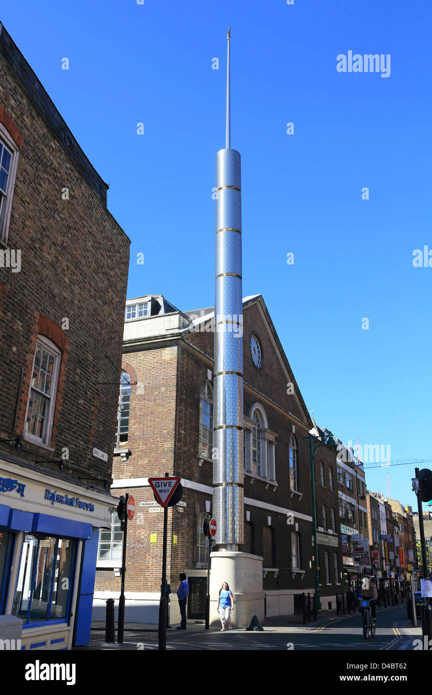 Le minaret de la Brick Lane Jamme Masjid "Grande Mosquée", dans l'Est de Londres, Angleterre, RU Banque D'Images