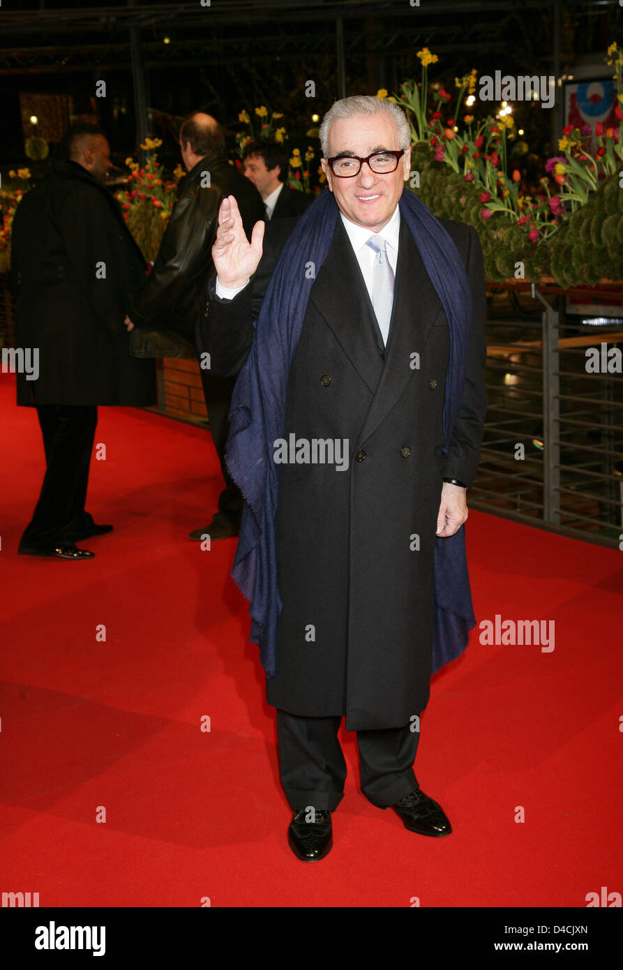 Réalisateur Martin Scorsese arrive sur le tapis rouge à la 58e Festival International du Film de Berlin à Berlin, Allemagne, 07 février 2008. Les concerts de Martin Scorsese, Shine a Light film' avec les Rolling Stones donneront le coup d'envoi du festival cette année avec 21 films participant à la compétition pour le 'Golden' et le 'Silver' awards. Photo : Jens Kalaene Banque D'Images