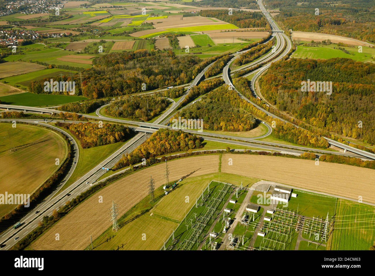 Jonction de l'autoroute A98 A81 B33, l'Hegau, Bade-Wurtemberg, Allemagne, Europe Banque D'Images