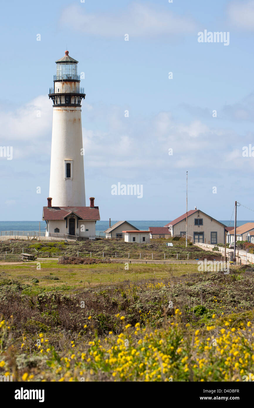 Phare, Pigeon Point, Big Sur, Californie, USA Banque D'Images