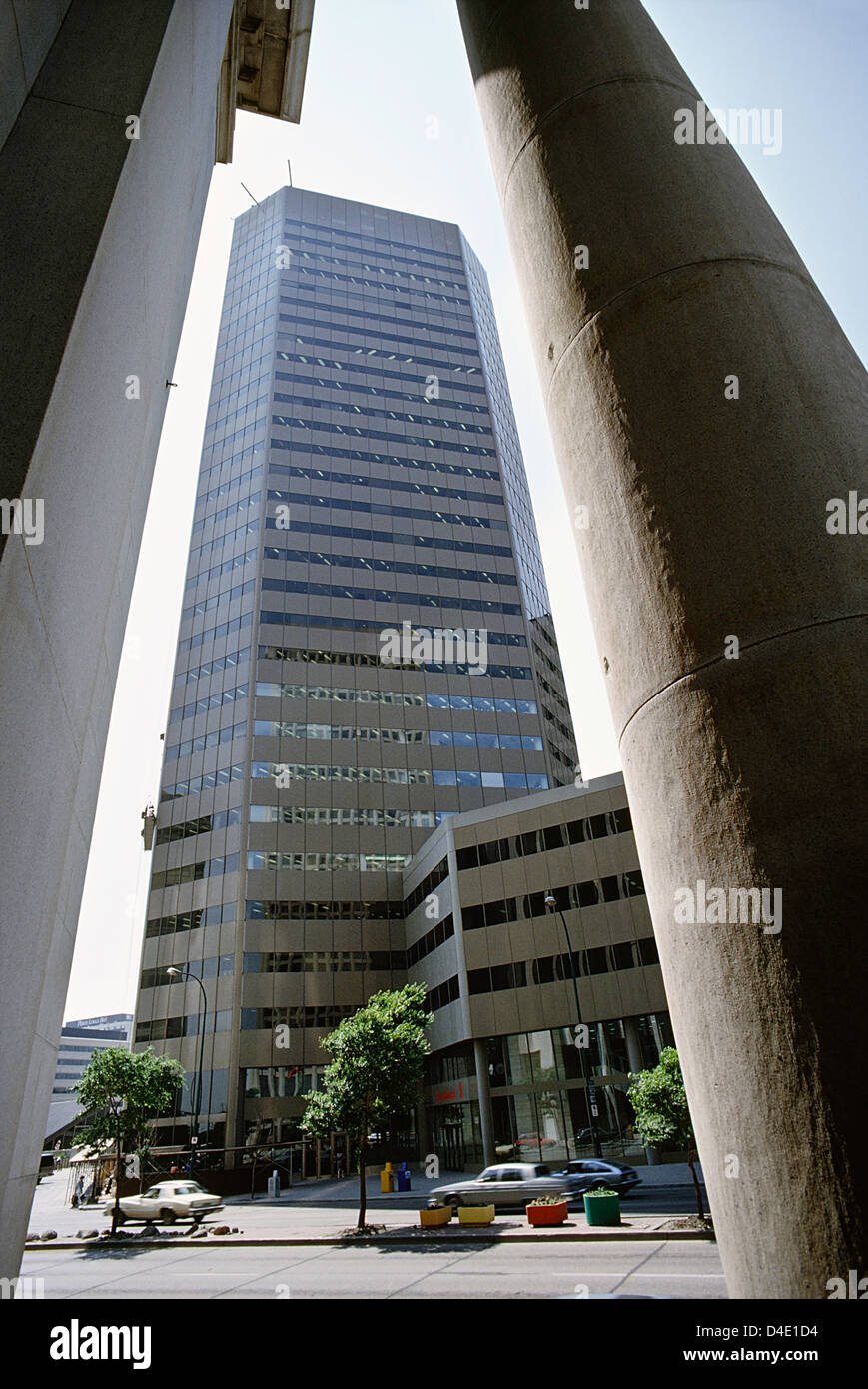 Tour de bureaux dans le centre-ville de Winnipeg Manitoba;;Canada Banque D'Images