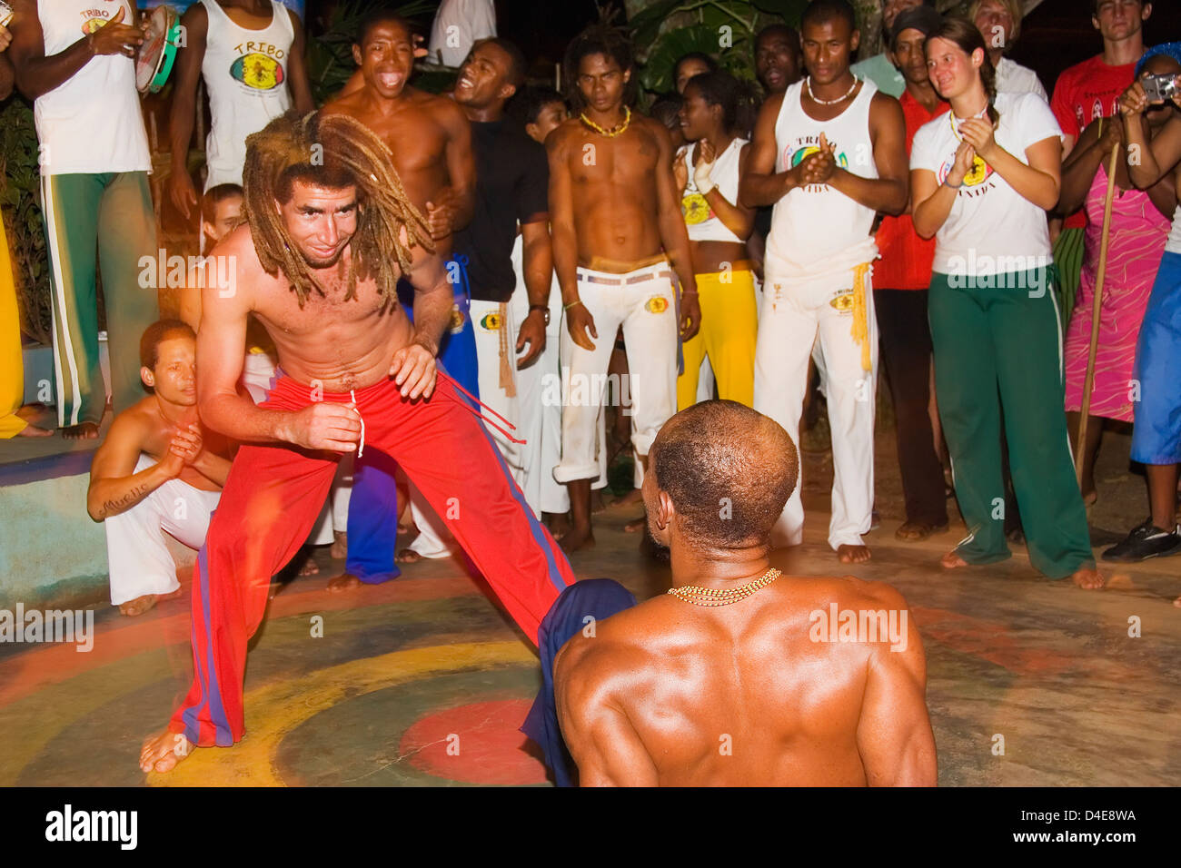 Le Brésil, l'Etat de Bahia, Itacare, la pratique de la Capoeira Danse Banque D'Images