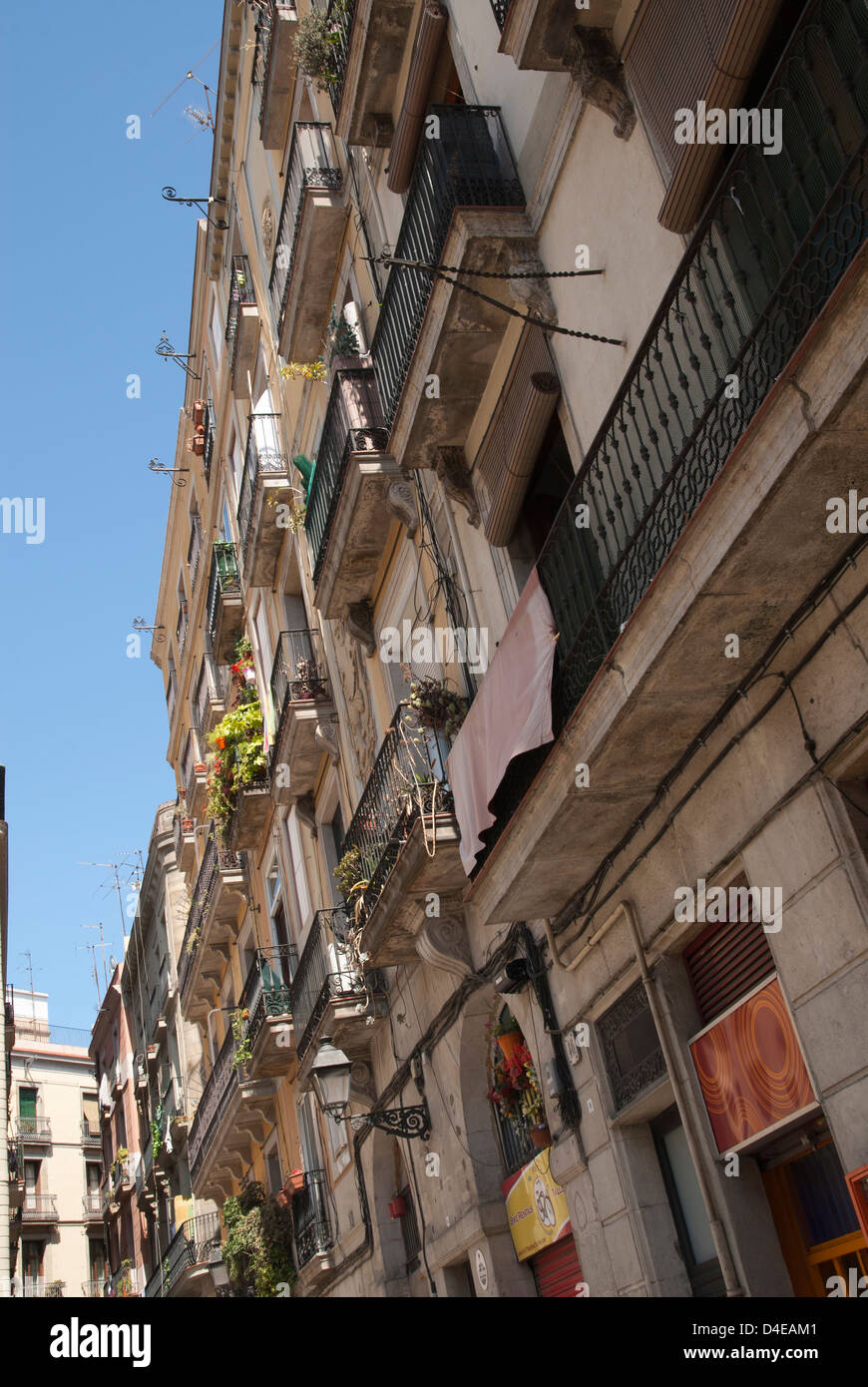 Barcelone, façades sur le quartier Barrio Gotico Banque D'Images