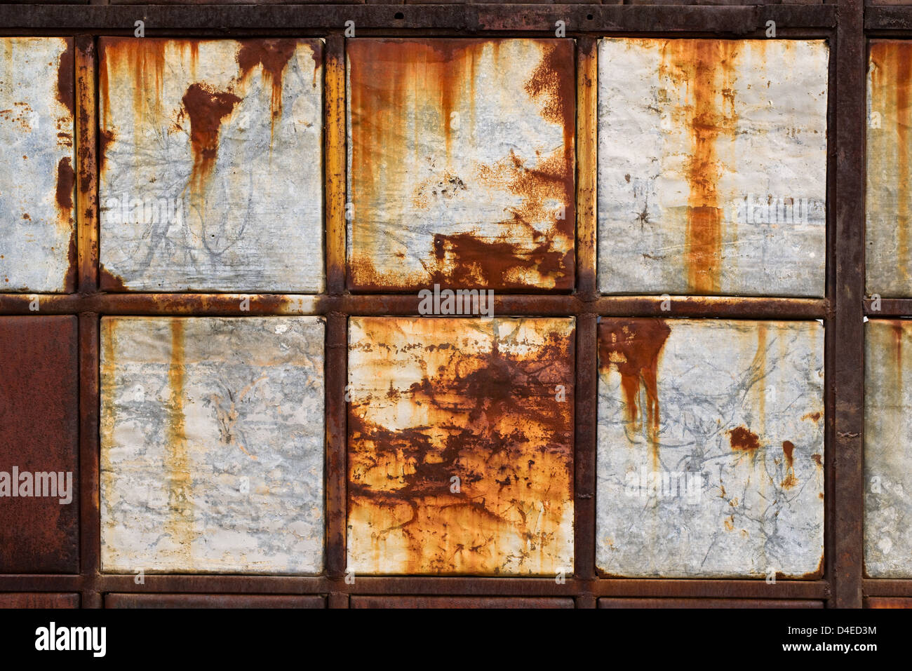 Rusty metal texture, plaques de métal corrodé comme image d'arrière-plan abstrait Banque D'Images