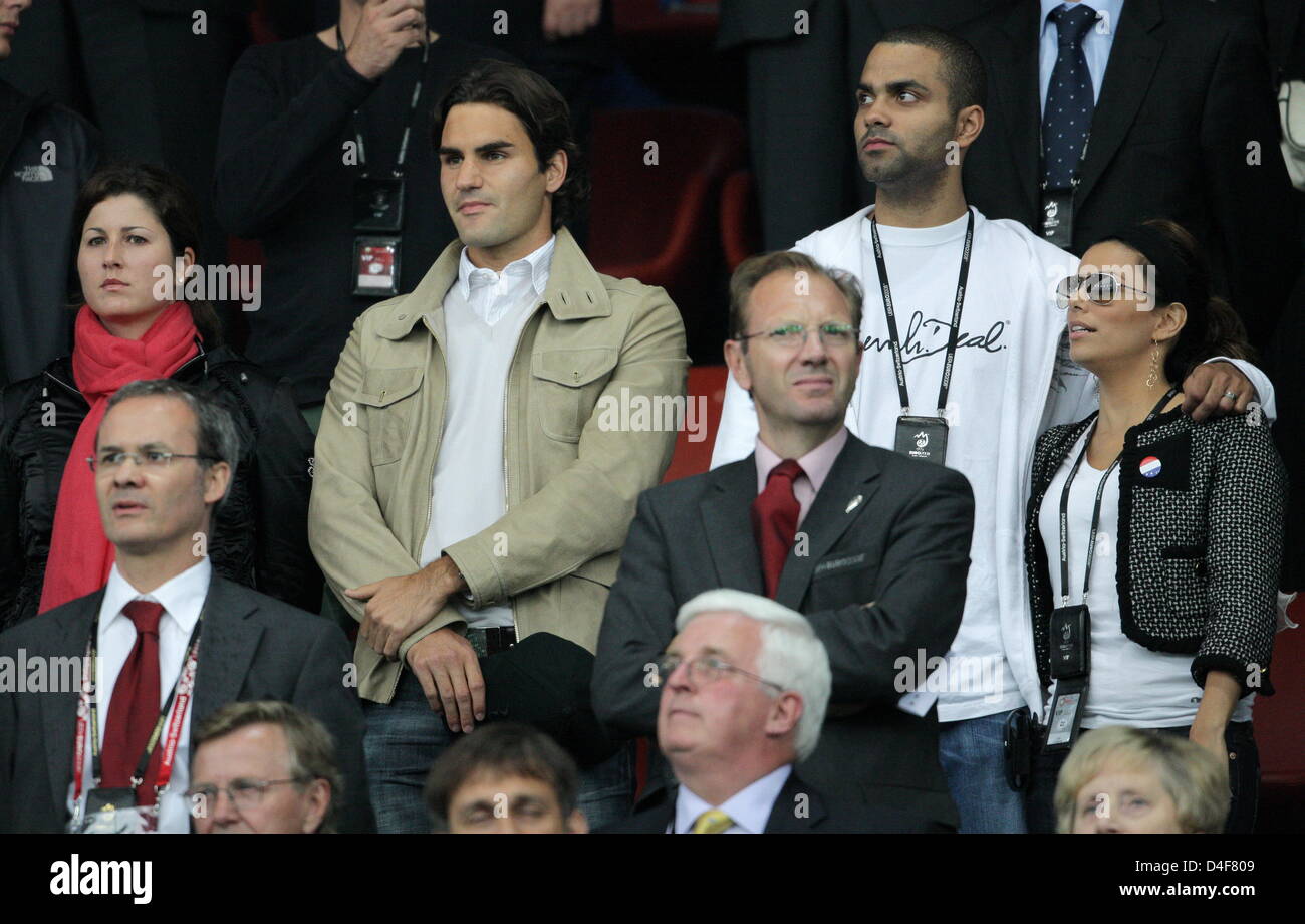 Joueur de tennis Roger Federer 2e L sa petite amie Mirka