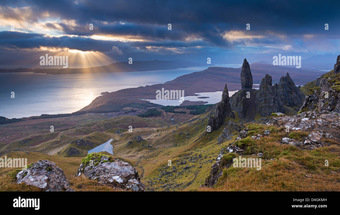 Vieil Homme de Storr, île de Skye, en Ecosse. L'automne (novembre) 2012. Banque D'Images