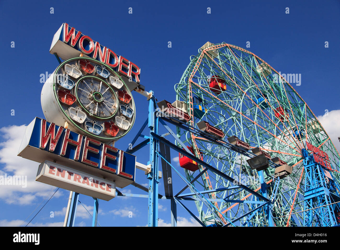 Wonder Wheel Denos, parc d'attraction, Coney Island, Brooklyn, New York City, USA Banque D'Images