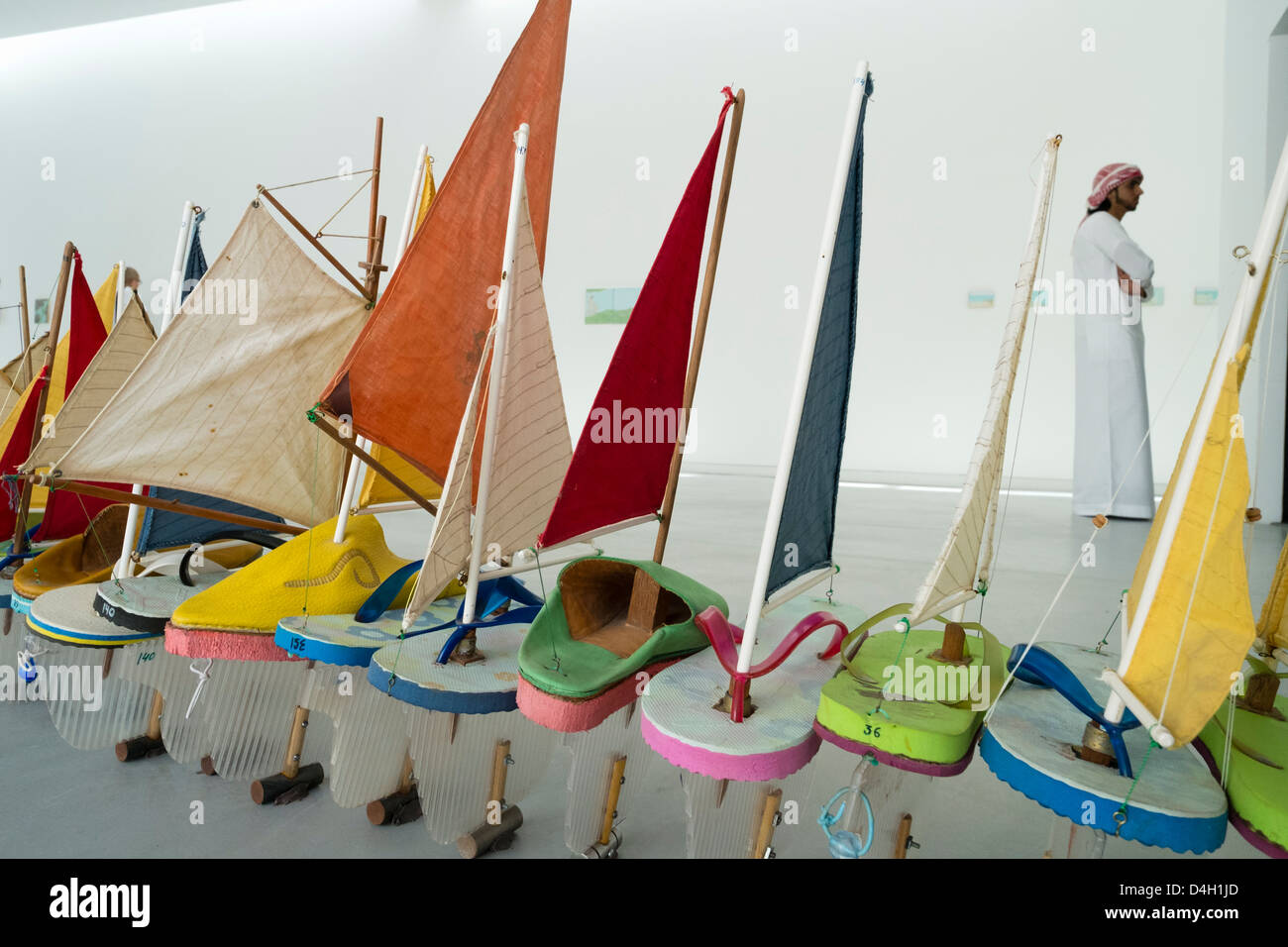 Sculpture nautique par Francis Alys le jour de l'ouverture de la 11ème Biennale de Sharjah Art Festival à Emirats Arabes Unis Banque D'Images