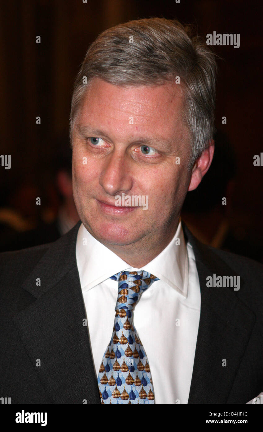 Prince Philippe de Belgique assiste à l'assemblée annuelle du concert de Noël dans le Palais Royal de Bruxelles, Belgique, 18 décembre 2008. Le concert est joué par l'Orchestre Royal de Chambre de Wallonie et les artistes solo et est dirigé par Augustin Dumay. Photo : Patrick van Katwijk Banque D'Images