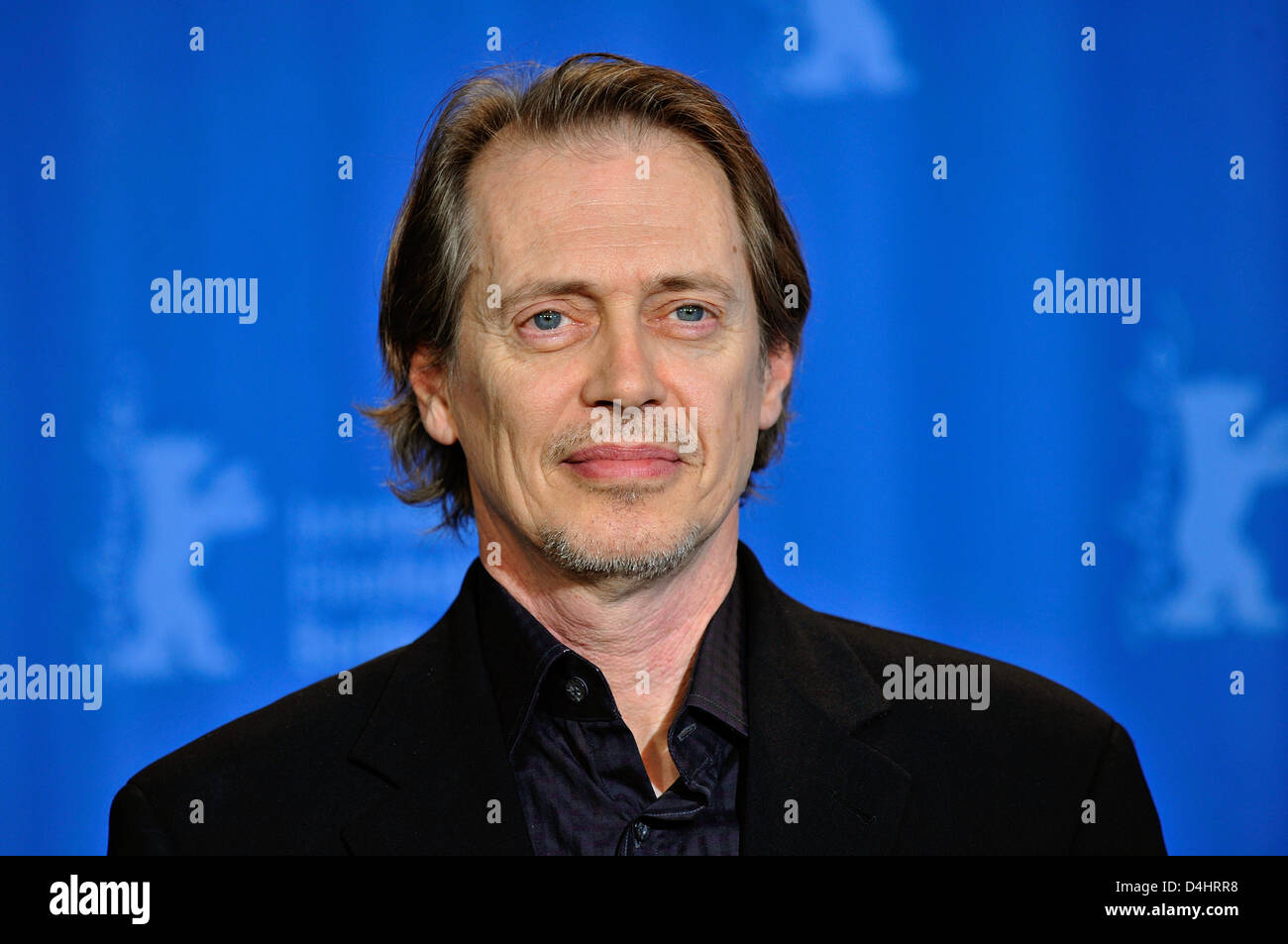 L'acteur américain Steve Buscemi en photo pendant un appel sur son film photo ?rage ? À la 59e Festival International du Film de Berlin à Berlin, Allemagne, 08 février 2009. Le film en compétition, un total de 18 films en compétition pour l'argent et de l'Ours d'or de la 59e Berlinale. Photo : Gero Breloer Banque D'Images