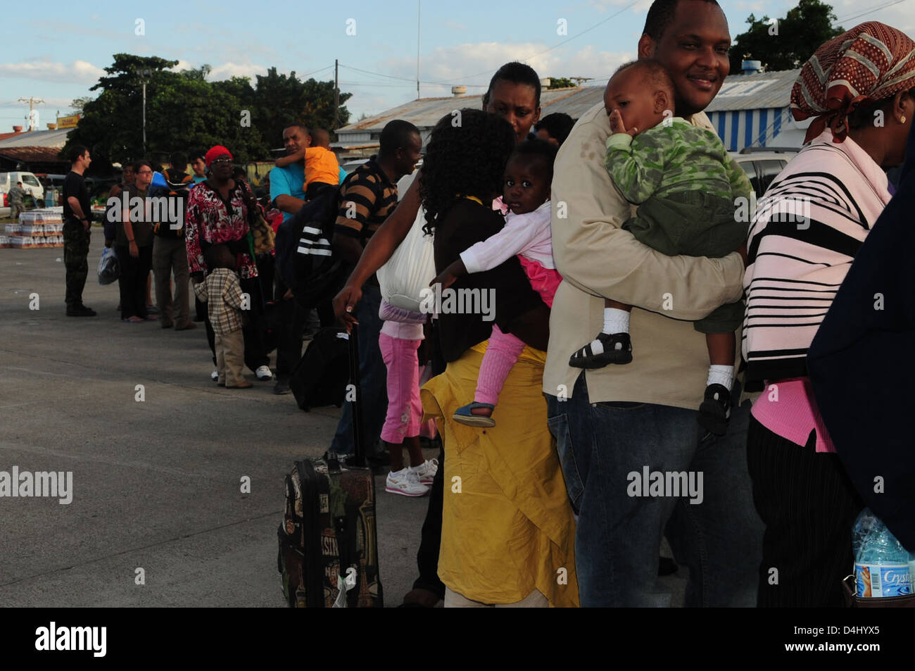 Garde côtière canadienne effectue des évacuations sanitaires d'Haïti Banque D'Images