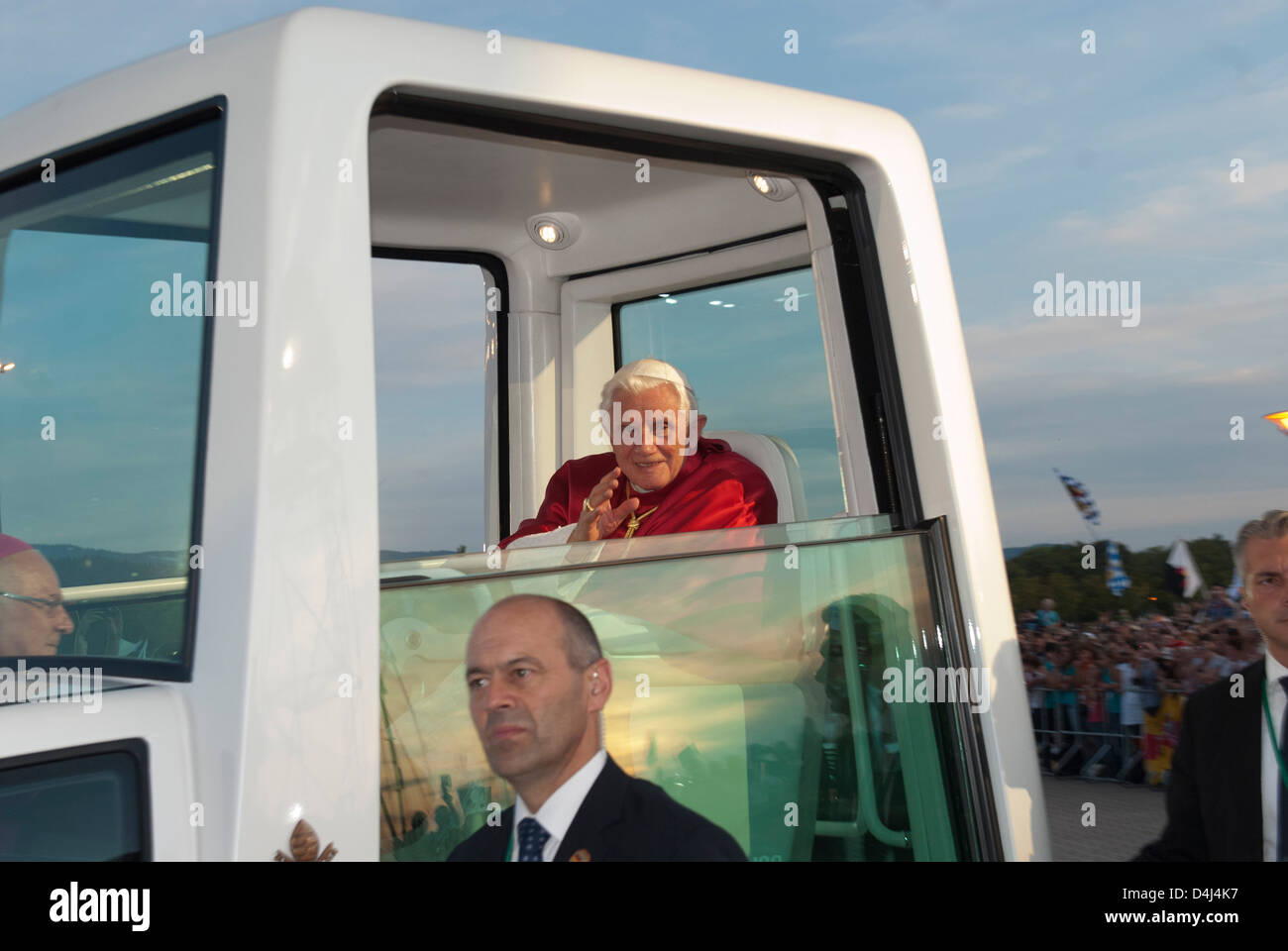 Fribourg, Allemagne, le Pape Benoît XVI sur la convention centre pour la jeunesse Banque D'Images