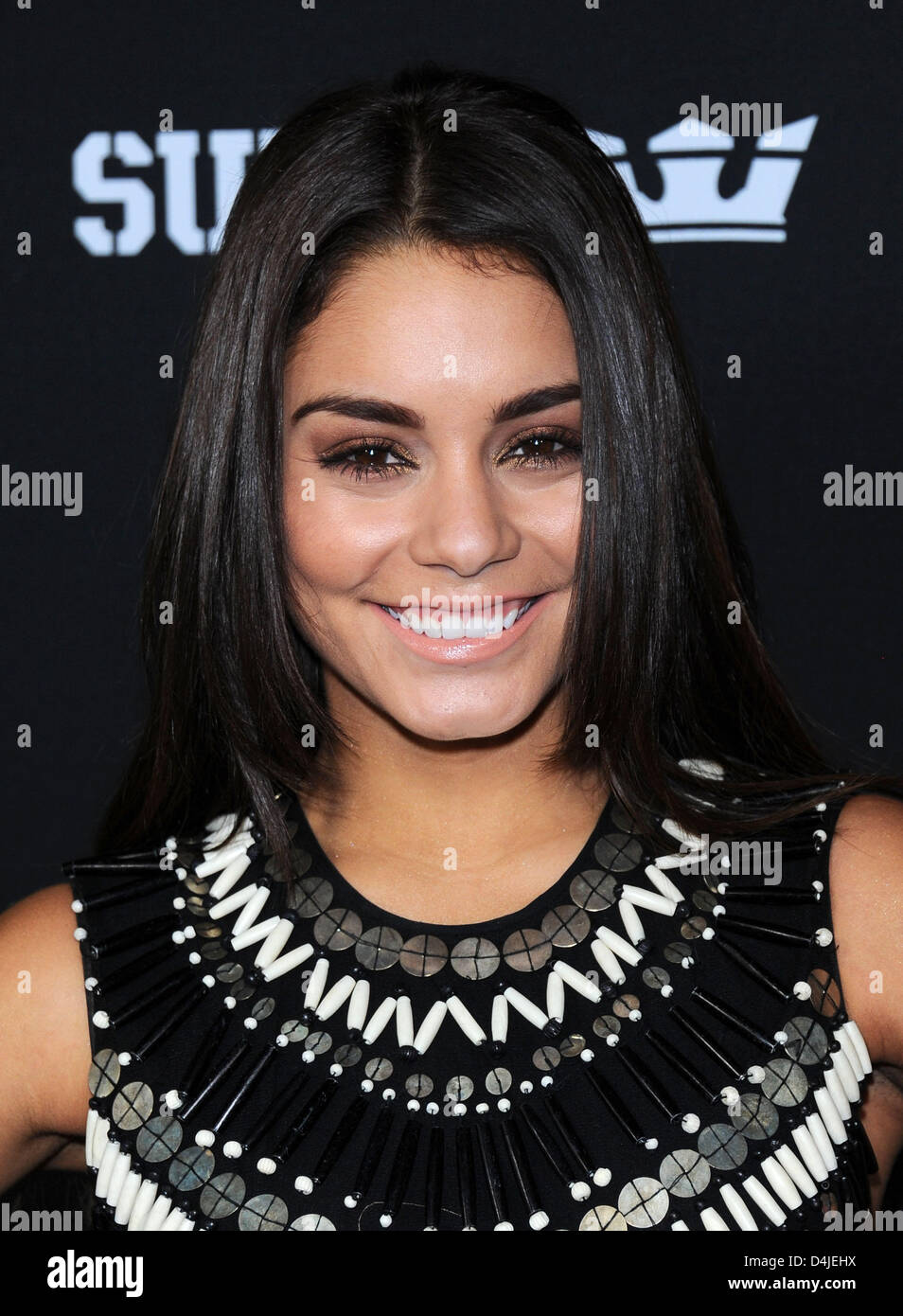 Los Angeles, Californie, USA. 14 mars 2013. Vanessa Hudgens arrive à la première du film 'Spring Breakers' pour le cinéma Arclight à Hollywood. Credit : Sydney Alford / Alamy Live News Banque D'Images