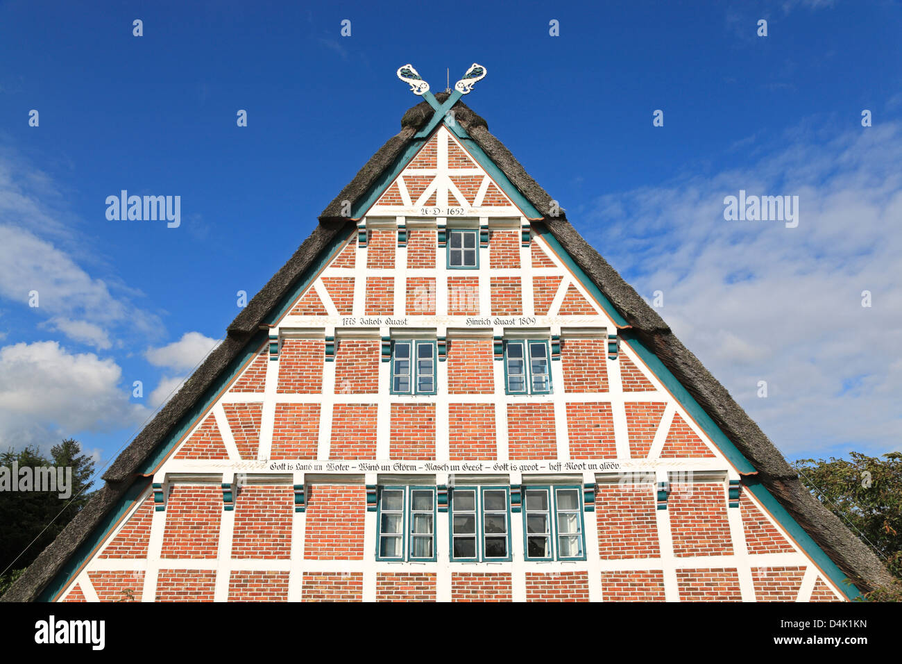 Altes Land, ferme à colombages dans Jork-Koenigreich dyke Este, Basse-Saxe, Allemagne Banque D'Images