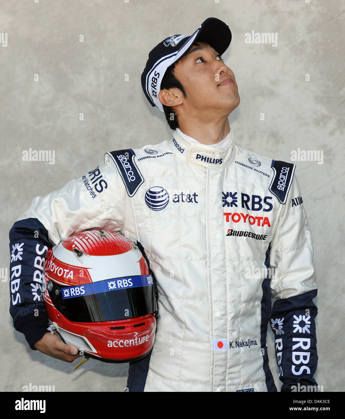 Pilote de Formule 1 Japonais Kazuki Nakajima Williams F1 pose au cours d'une photo à l'Albert Park Circuit dans Melbourne, Australie, 26 mars 2009. L'Australian Grand Prix de Formule 1 aura lieu le 29 mars pour lancer la nouvelle saison. Photo : PETER STEFFEN Banque D'Images