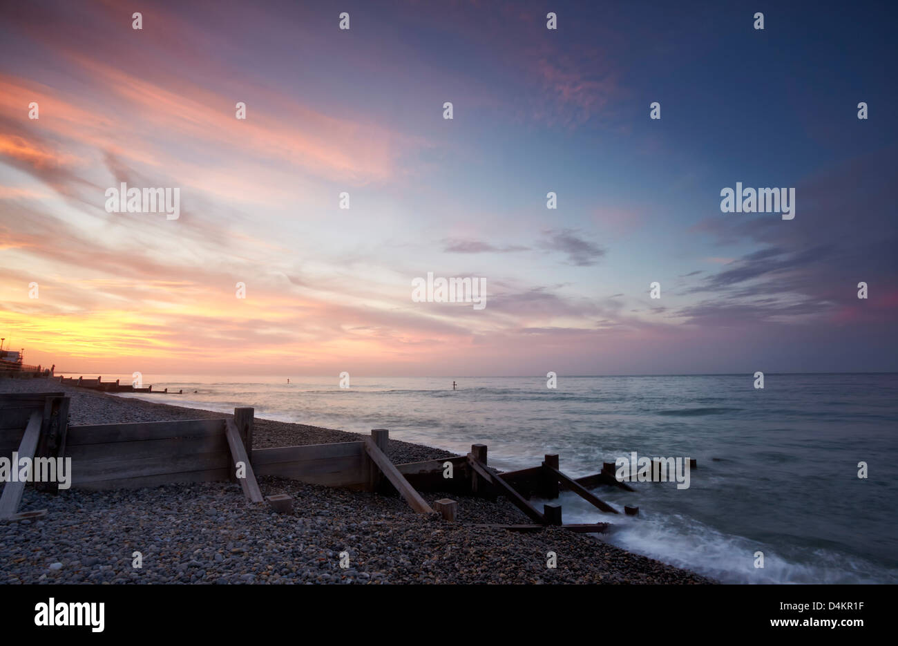 Coucher du soleil à Sheringham sur la côte nord du comté de Norfolk Banque D'Images