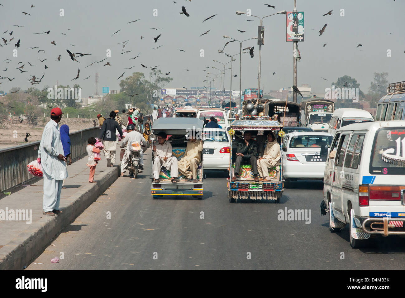 Lahore, Pakistan, la route vers le centre de Lahore Banque D'Images