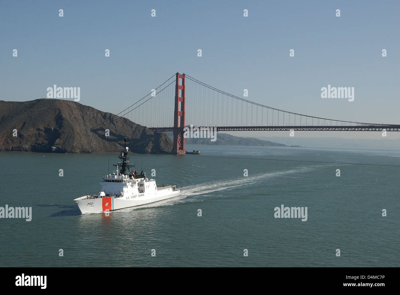 Le USCGC Bertholf déploiement commence Banque D'Images