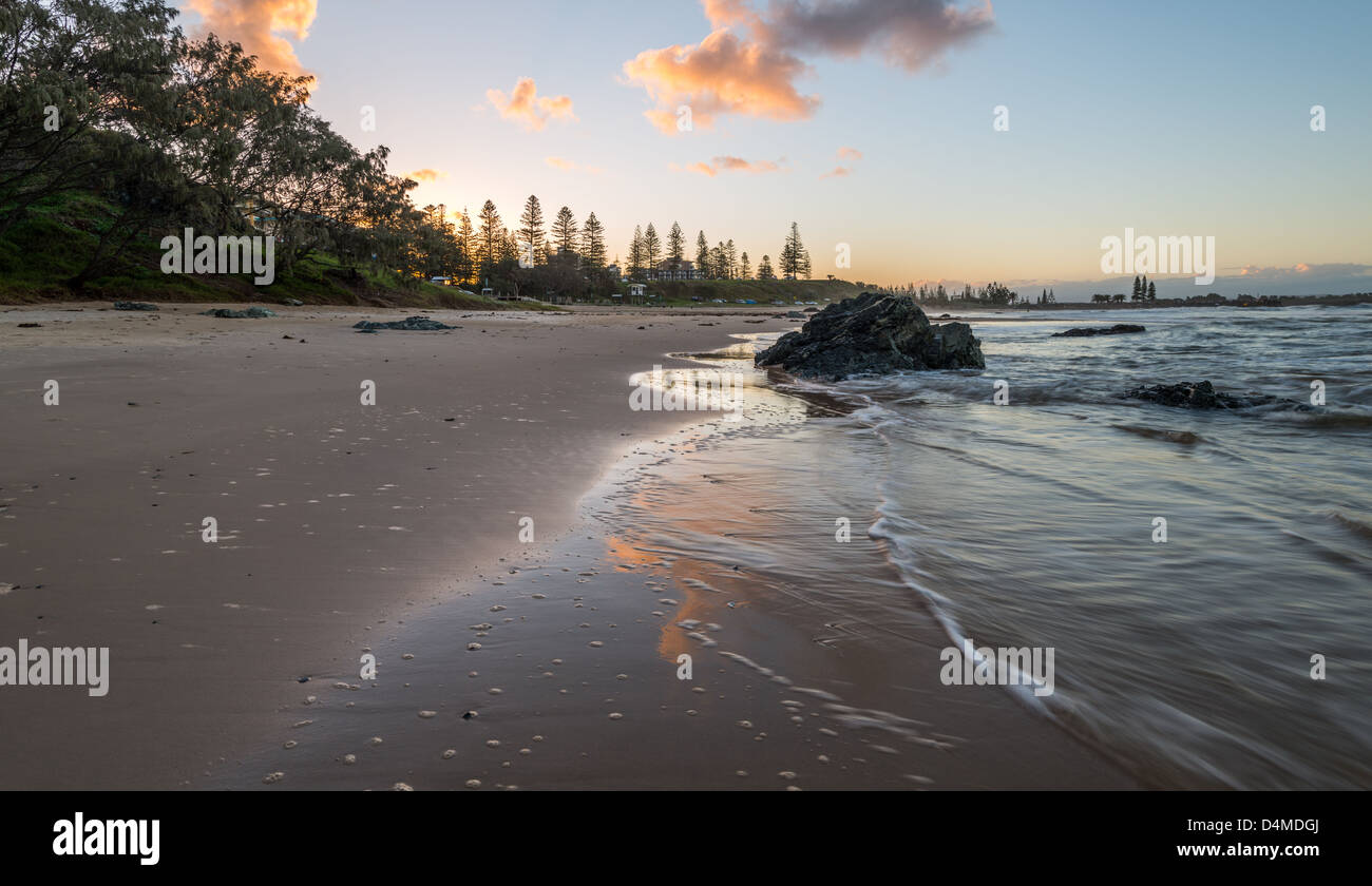 Port Macquarie Town Beach est une plage populaire près de la ville. Banque D'Images