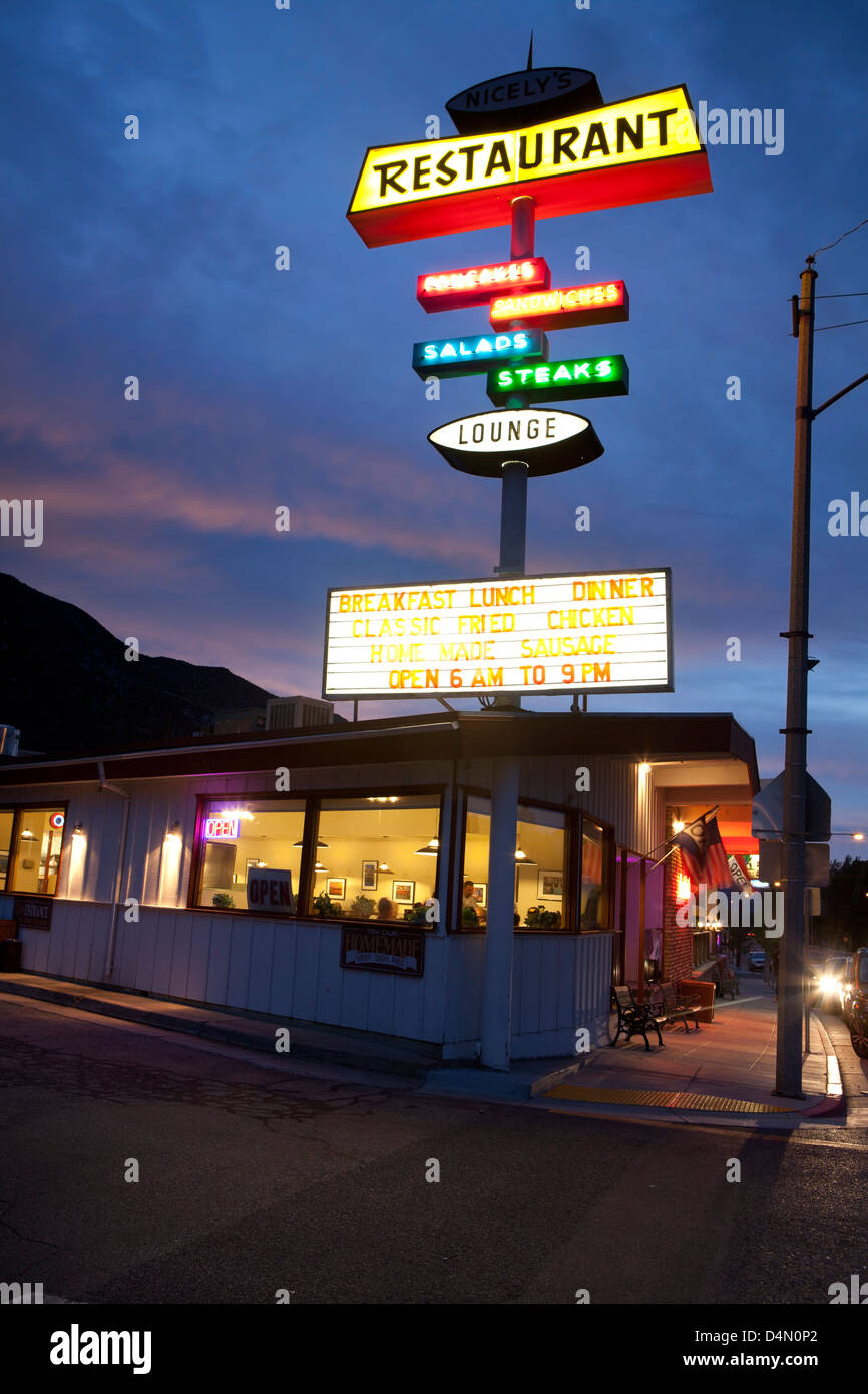 Le restaurant joliment à Lee Vining, California, USA Banque D'Images