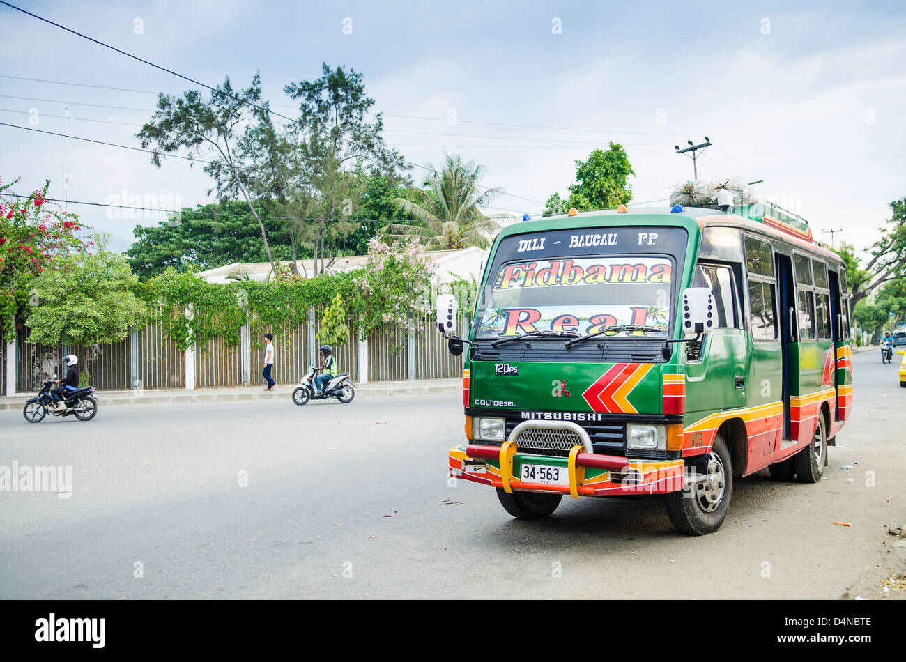 Microlet bus Minibus à Dili au Timor oriental Banque D'Images