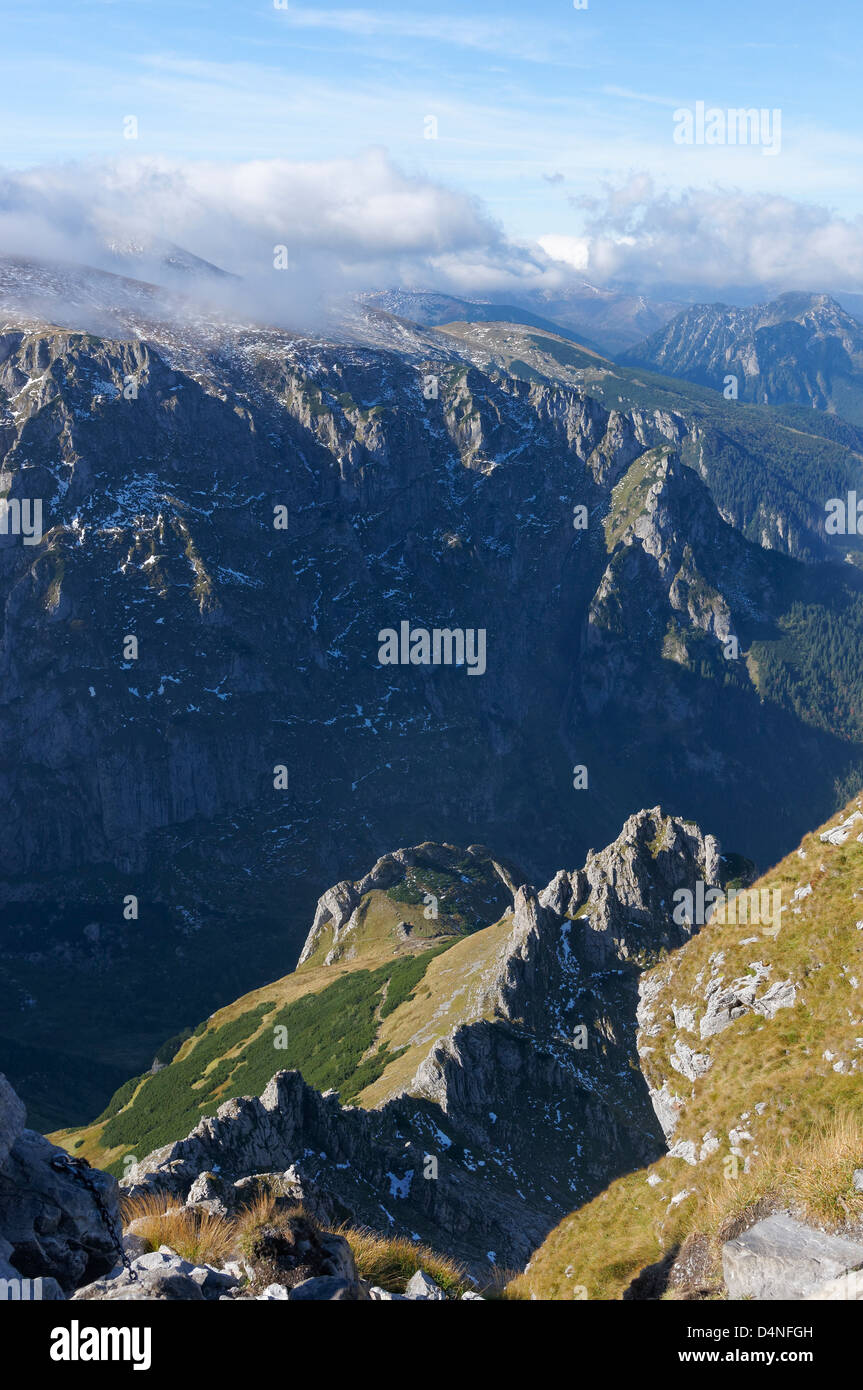 Des paysages de montagne dans le Parc National des Tatras en Pologne. Vue de Giewont. Banque D'Images