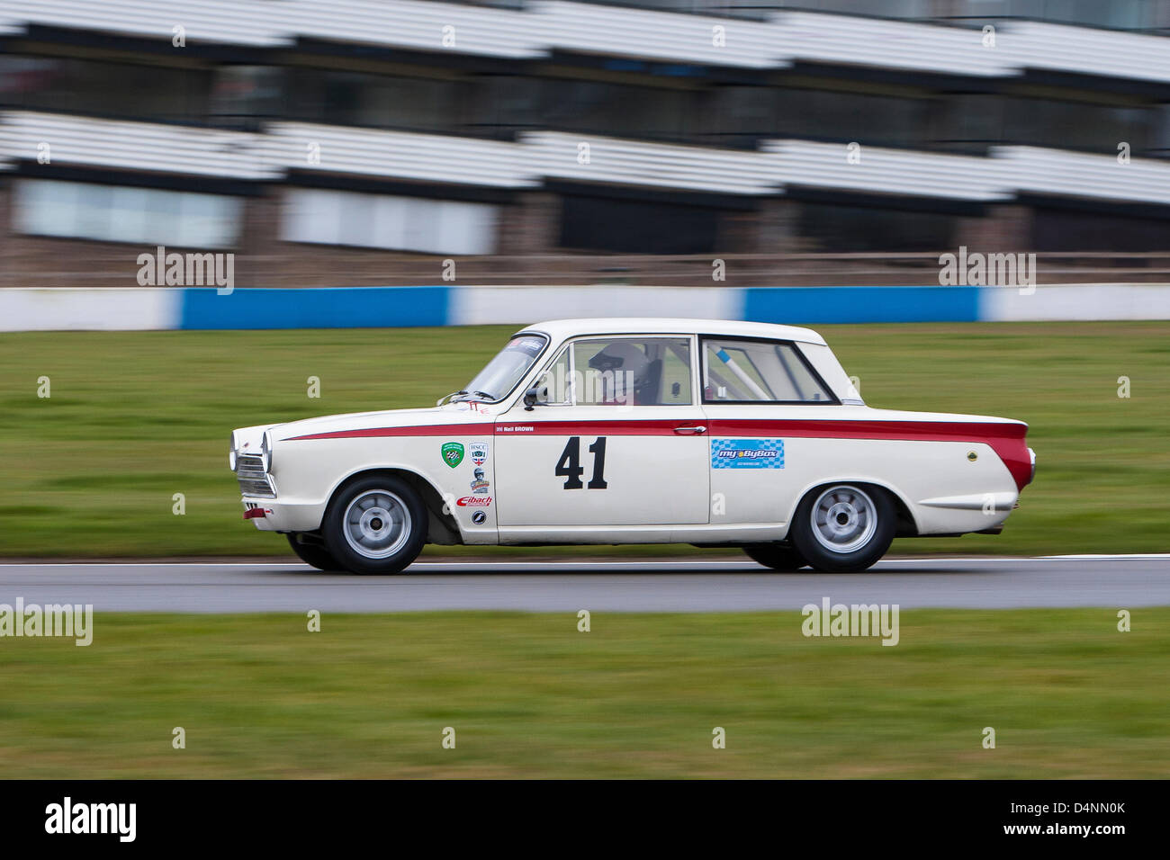 17.03.2013 Donington Park Derby en Angleterre. Sports Car Club historique 80e anniversaire de la réunion. Historique ByBx Touring Car Championship. # 41 Neil Brown - Lotus Cortina Banque D'Images