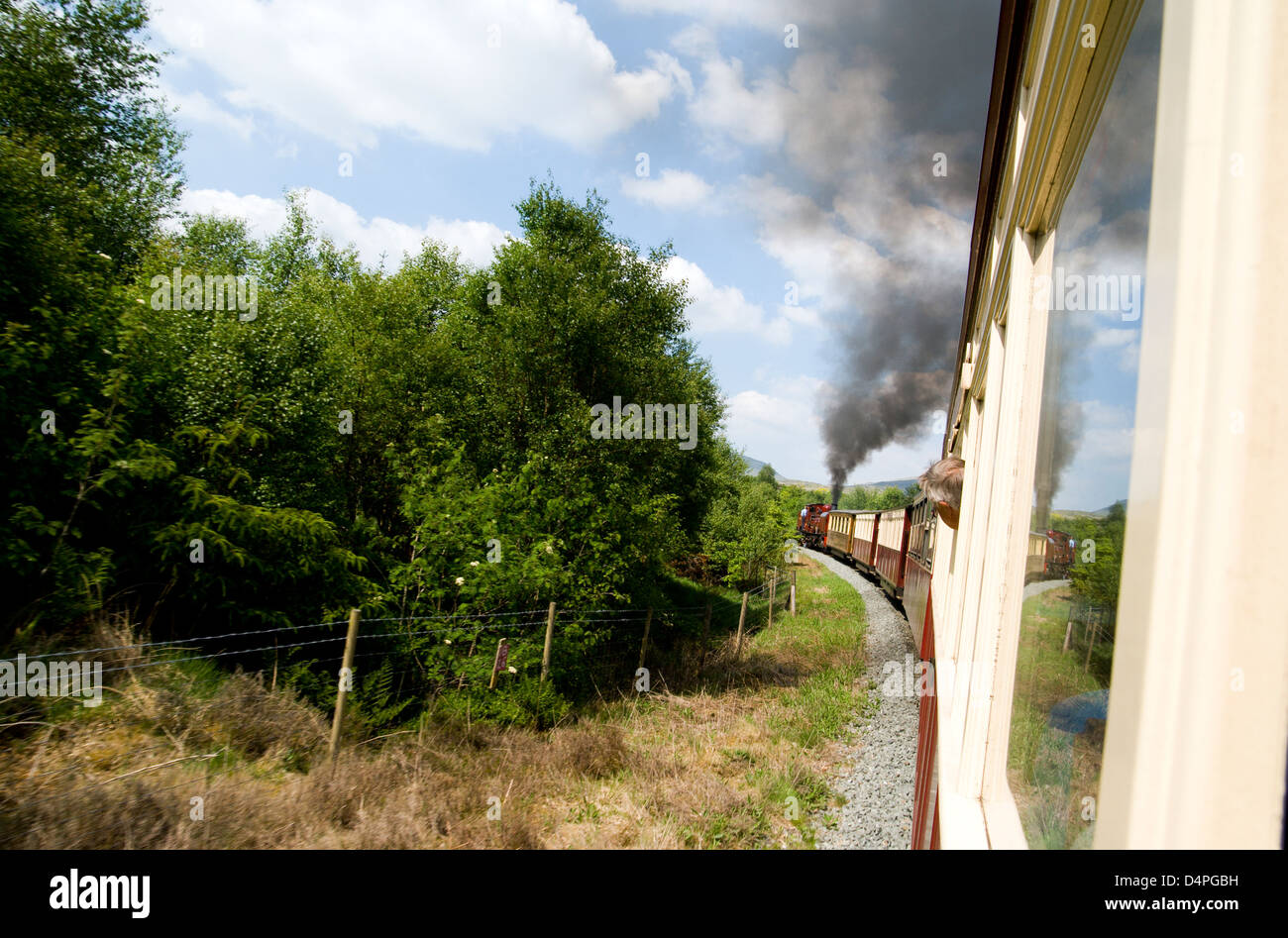 Welsh highland railway train entre porthmadog et caernarfon gwynedd North Wales UK Banque D'Images