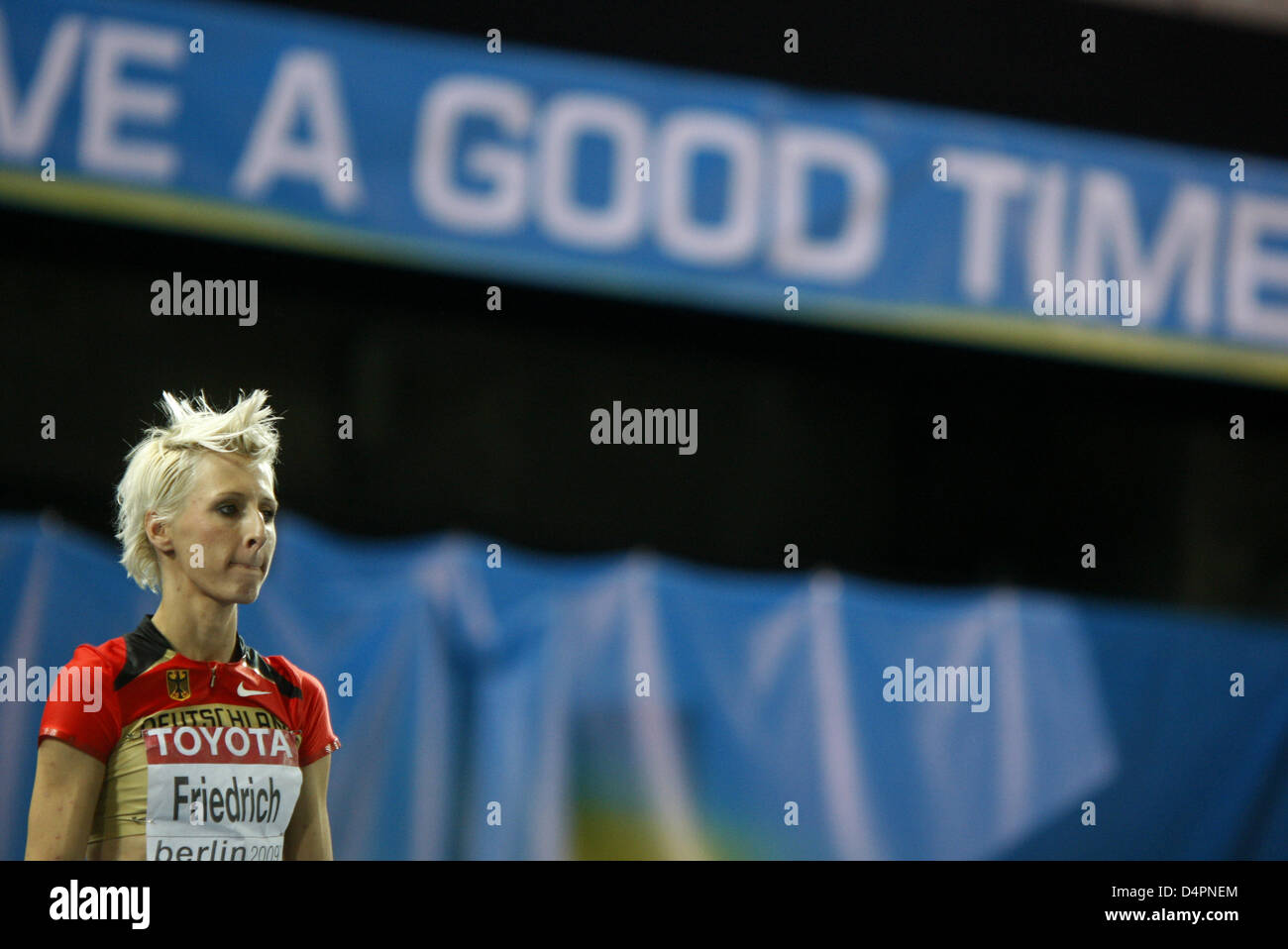 L'Allemagne ?s Ariane Friedrich illustré lors de la finale du saut en hauteur à la 12ème es Championnats du monde d'athlétisme de Berlin 2009 à Berlin, Allemagne, 20 août 2009. Photo : Kay Nietfeld Banque D'Images