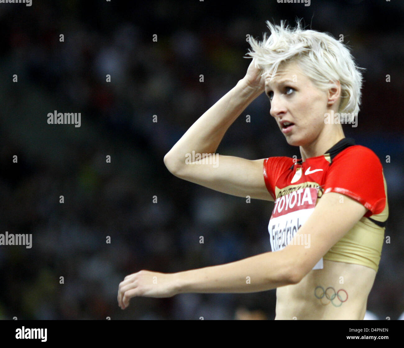 L'Allemagne ?s Ariane Friedrich illustré lors de la finale du saut en hauteur à la 12ème es Championnats du monde d'athlétisme de Berlin 2009 à Berlin, Allemagne, 20 août 2009. Photo : Kay Nietfeld Banque D'Images