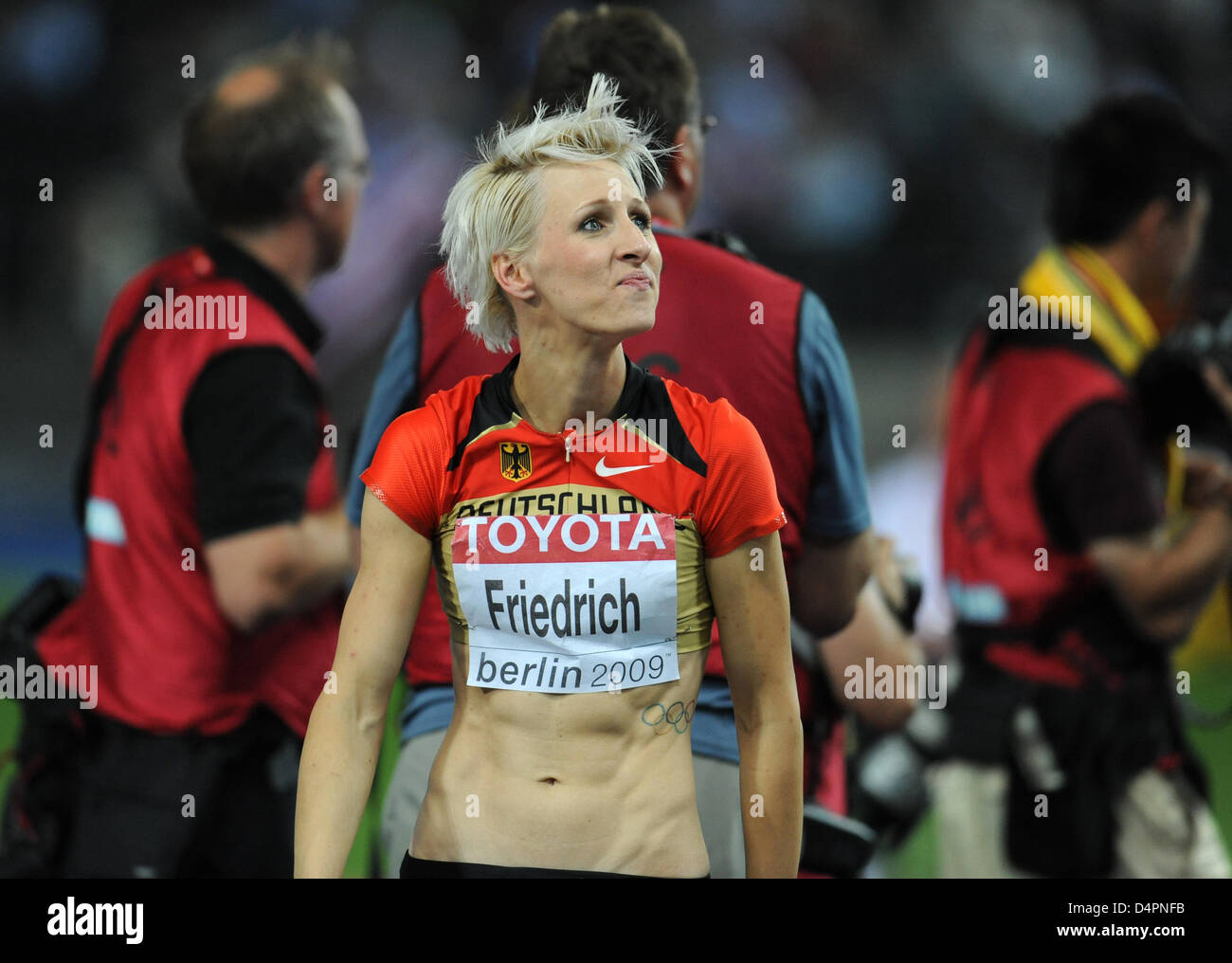 L'Allemagne ?s Ariane Friedrich illustré lors de la finale du saut en hauteur à la 12ème es Championnats du monde d'athlétisme de Berlin 2009 à Berlin, Allemagne, 20 août 2009. Photo : Bernd Thissen Banque D'Images