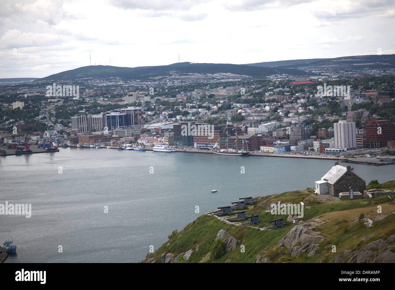 Une vue sur St John's de Signal Hill à Terre-Neuve. Images de la Presse canadienne/Lee Brown Banque D'Images