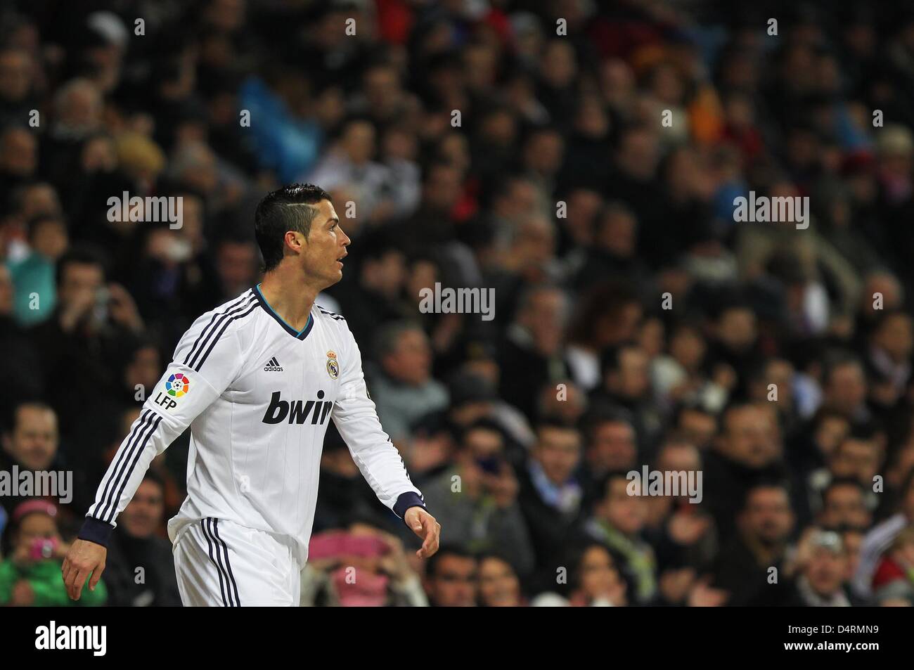 Le Real Madrid Cristiano Ronaldo est vu au cours de la Primera Division espagnole match de football entre le Real Madrid et le RCD Majorque à Santiago Bernabeu à Madrid, Espagne, 16 mars 2013. Madrid a gagné 5-2. Photo : Fabian Stratenschulte/dpa Banque D'Images