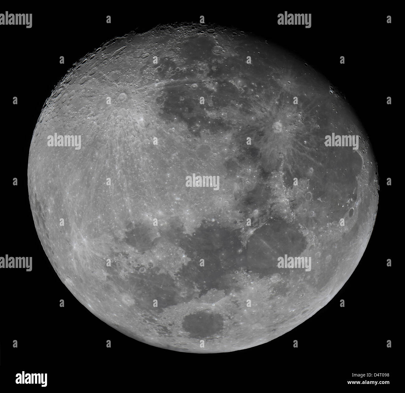 La Lune gibbeuse croissante d'une mosaïque haute résolution, Buenos Aires, Argentine. Banque D'Images