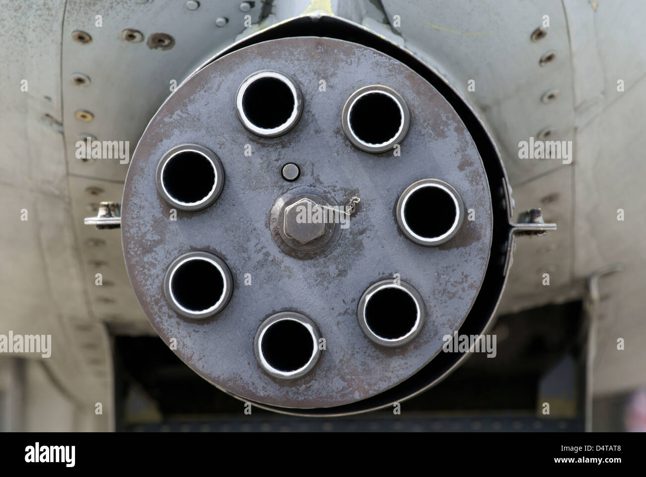 Close-up du GAU-8 Avenger gun sur un A-10A Thunderbolt II de l'US Air Force, Geilenkirchen, en Allemagne. Banque D'Images