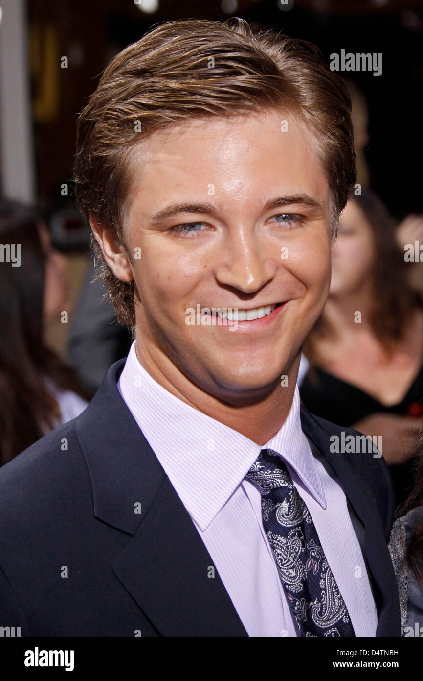 L'acteur Michael Welch arriver lors de la première mondiale du film "Twilight : New Moon' au village de Bruin et théâtres à Westwood, Los Angeles, USA, 16 novembre 2009 16. Photo : Hubert Boesl Banque D'Images