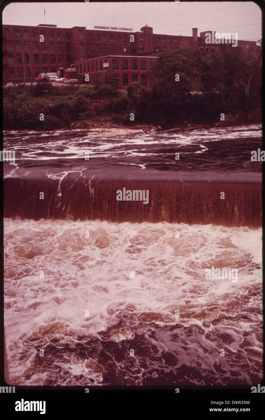 Chutes de la rivière Androscoggin Vue de la Brunswick ... 06/1973 Banque D'Images