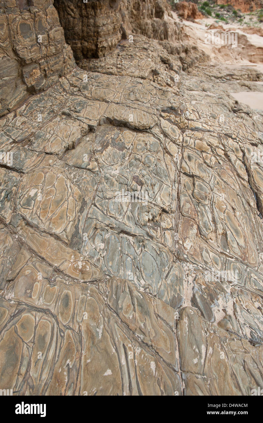 Anneaux de Liesegang dans les roches sédimentaires à Praia da Amoreira la réserve naturelle de la Costa Vicentina Algarve Portugal Europe Banque D'Images
