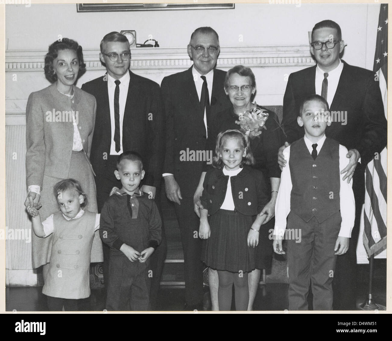 Photo de famille de M. Robert H. Bahmer, lors de la fête célébrant sa nomination comme archiviste, 1966 Banque D'Images